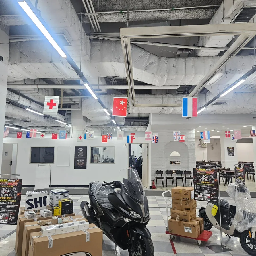낼 뵙겠습니다!! 조심히 오세요~
